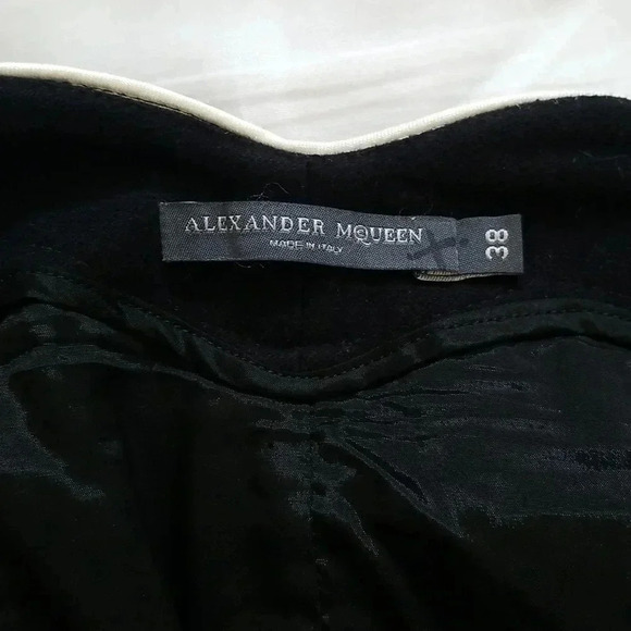 Alexander McQueen Pencil Skirt - Picture 8 of 8